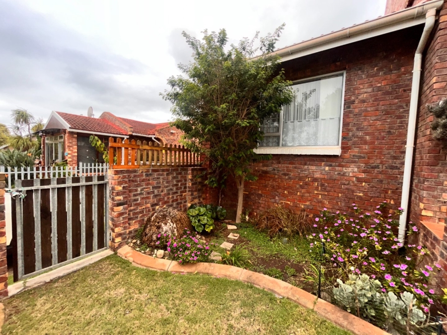 3 Bedroom Property for Sale in Wavecrest Eastern Cape